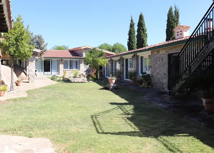 Villa Lidenex Guijo de Granadilla